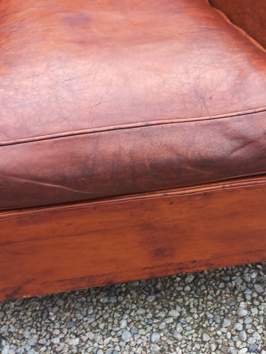 Art deco leather club chair from the 1930s