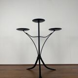 Chandelier en fer forgé , peint en noir, pour 3 bougies