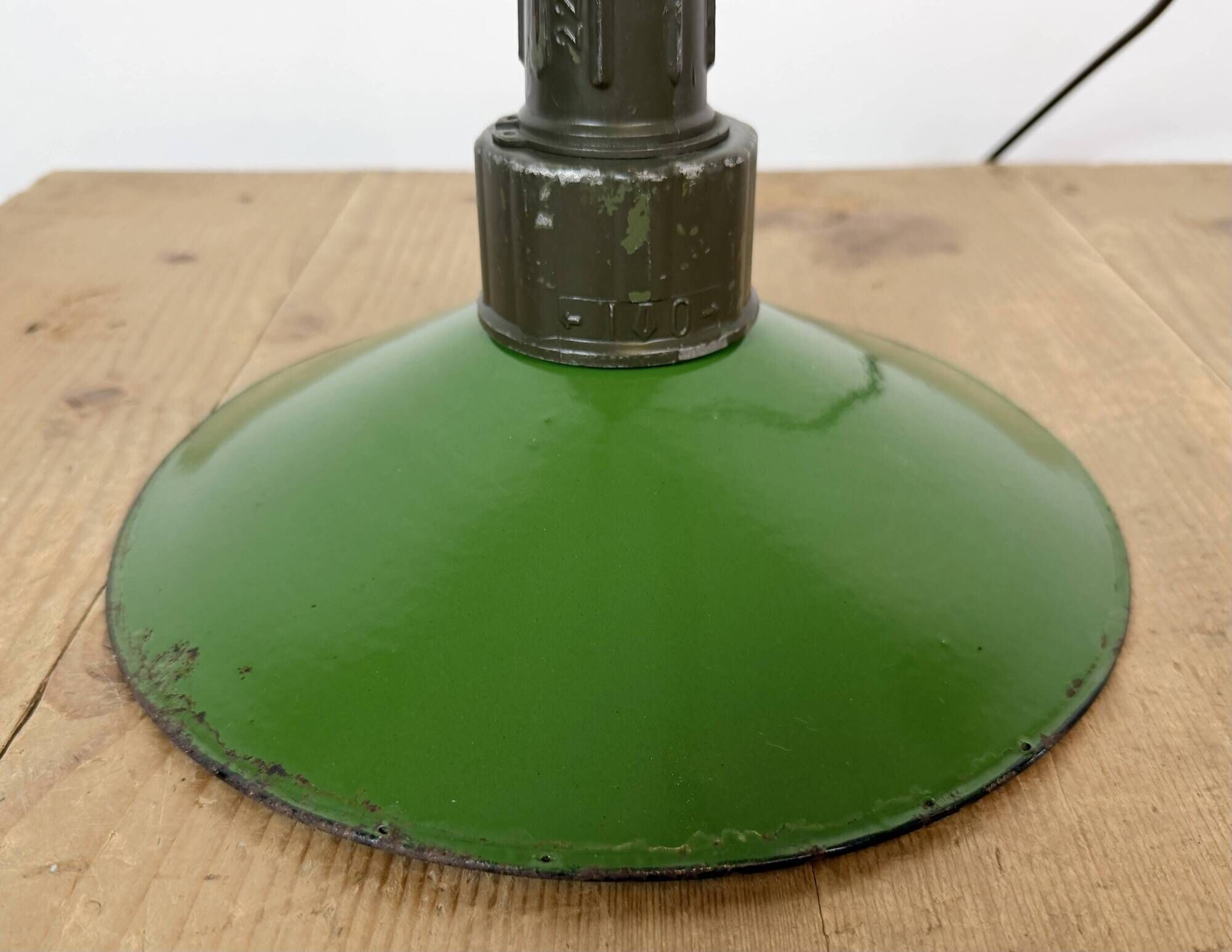 Industrial Green Enamel Military Pendant Lamp with Cast Aluminium Top, 1960
