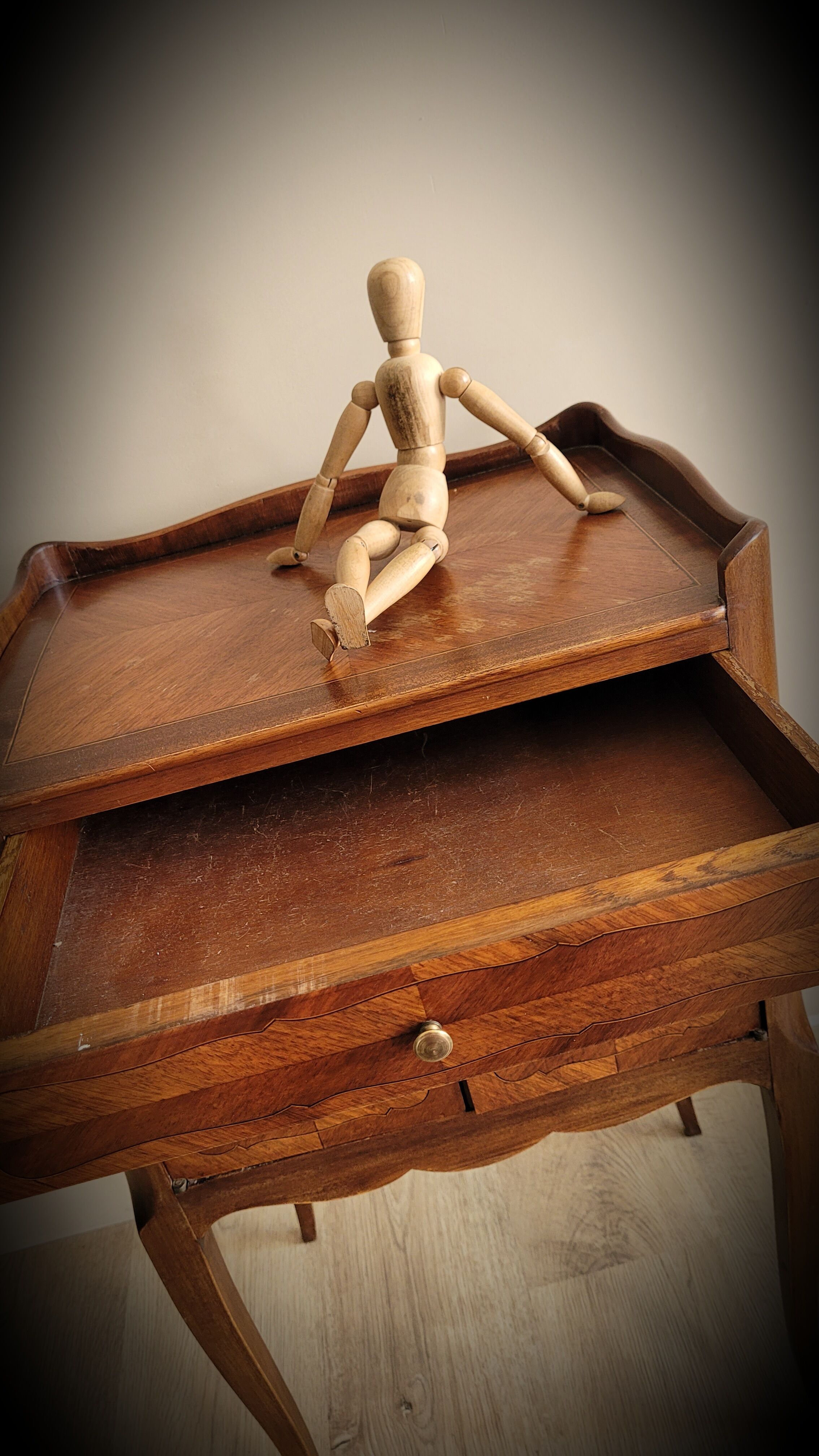 Bedside regency 2P 1T