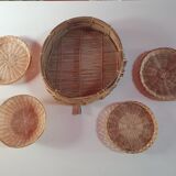 Set of 5 baskets rattan trays including a vintage sieve to hang vintage diameter of the smallest