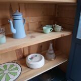 Old showcase