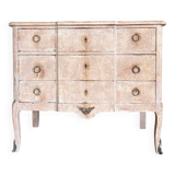 Patinated chest of drawers