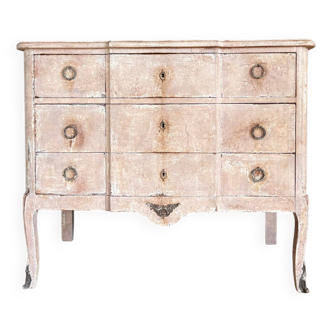 Patinated chest of drawers