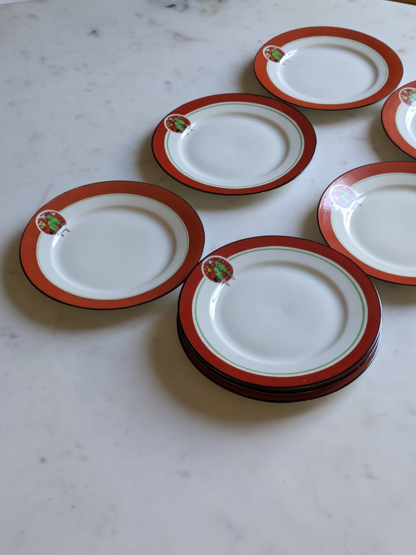 Art Deco dessert plates Henri Delcourt / Boulogne sur Mer / parakeet