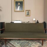 Scandinavian day-bed sofa