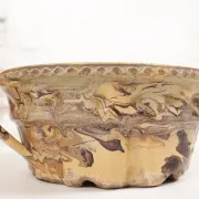Marbled earthenware baking mould with handle – jaspé, 19th / early 20th c.
