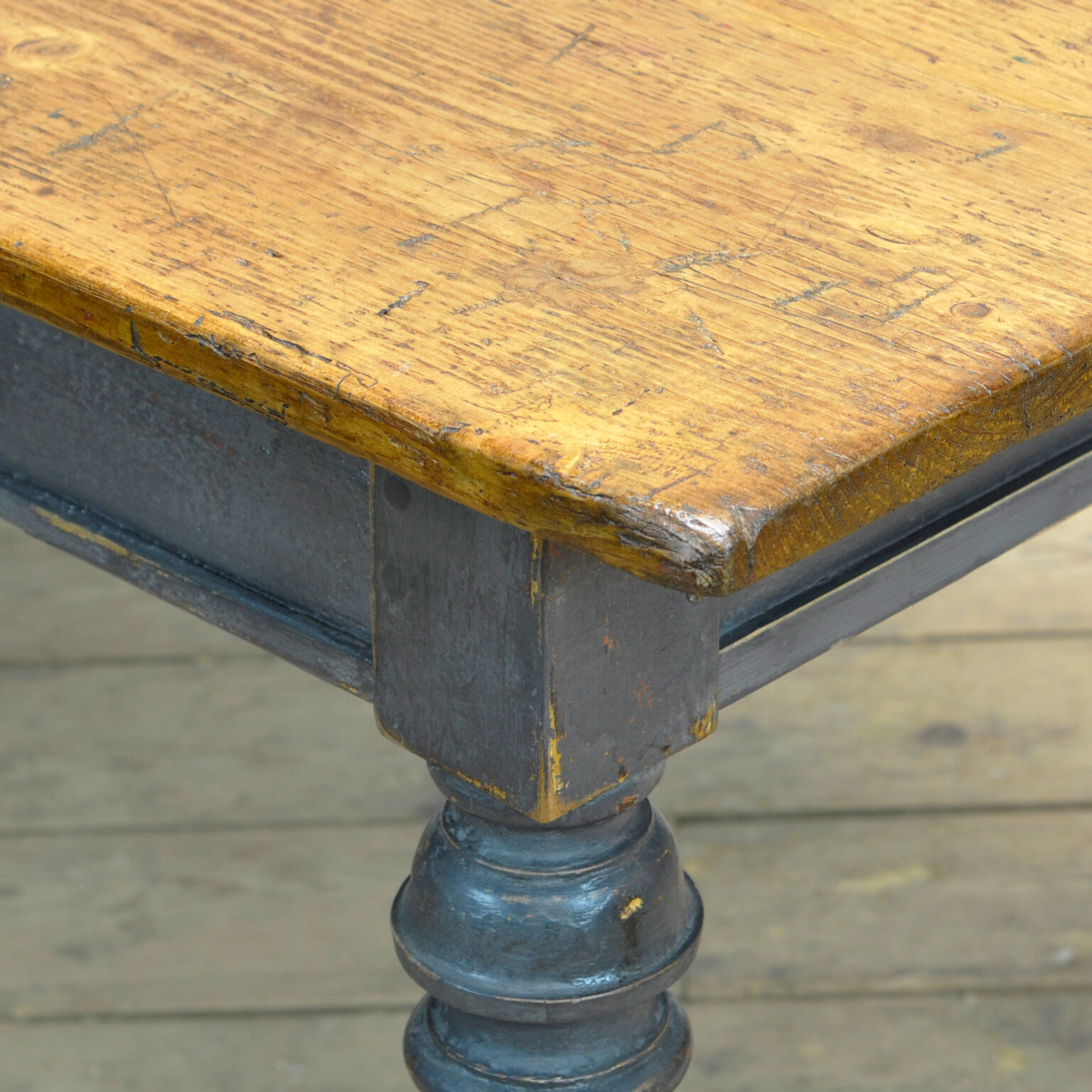 Pine farmers table, 1900's