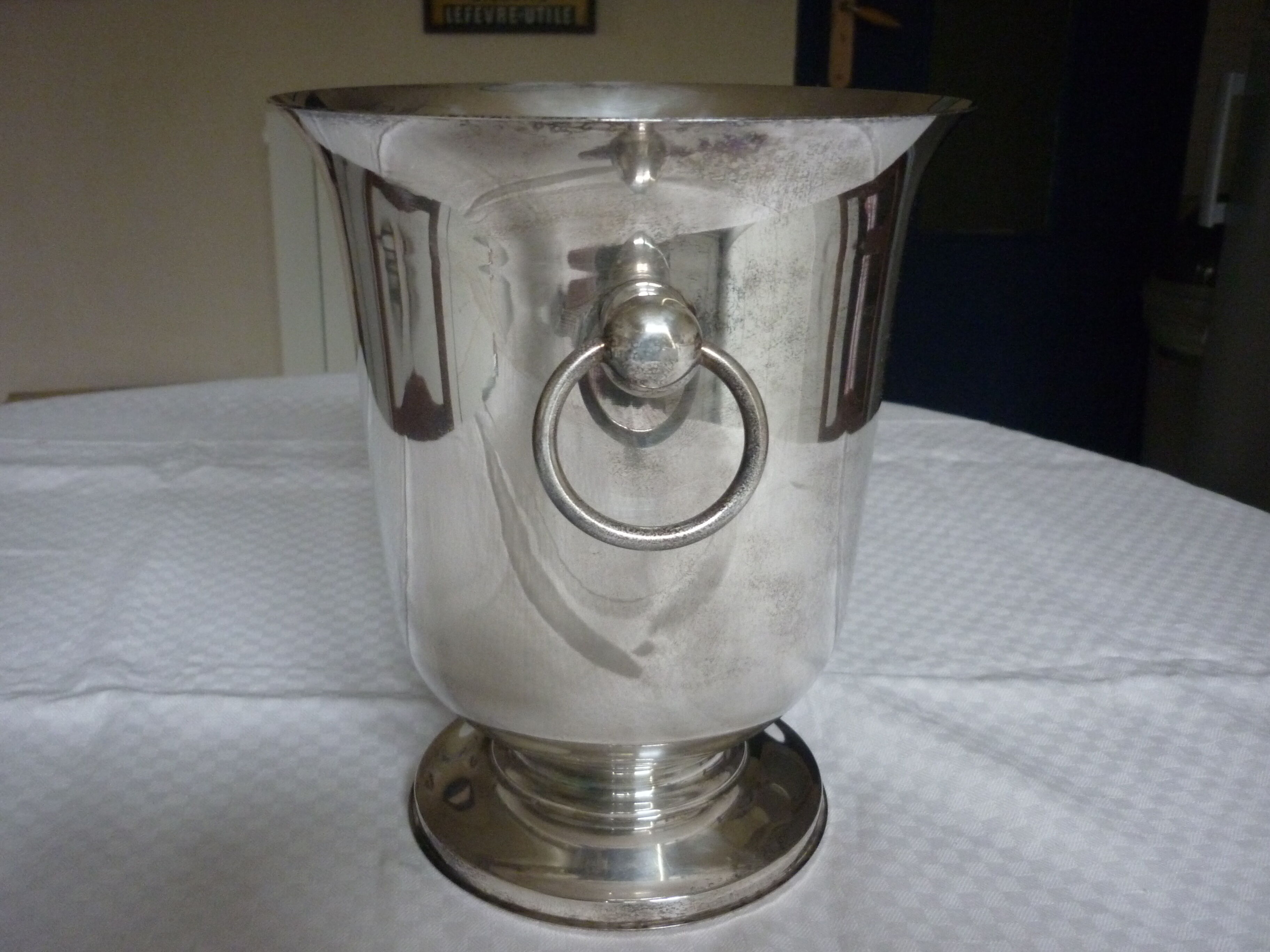 Bucket champagne metal silver