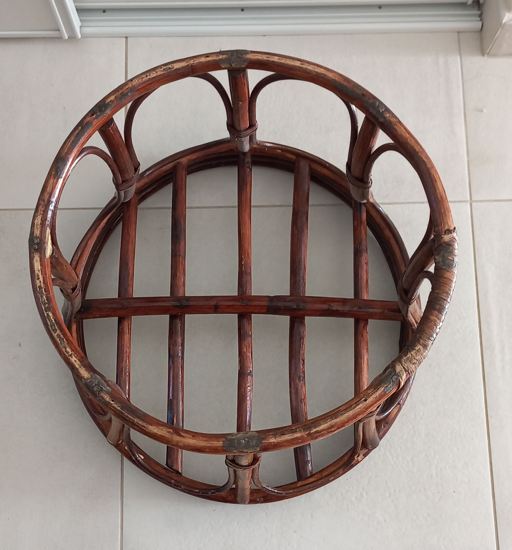 Pouf, footrest in varnished rattan with cushion