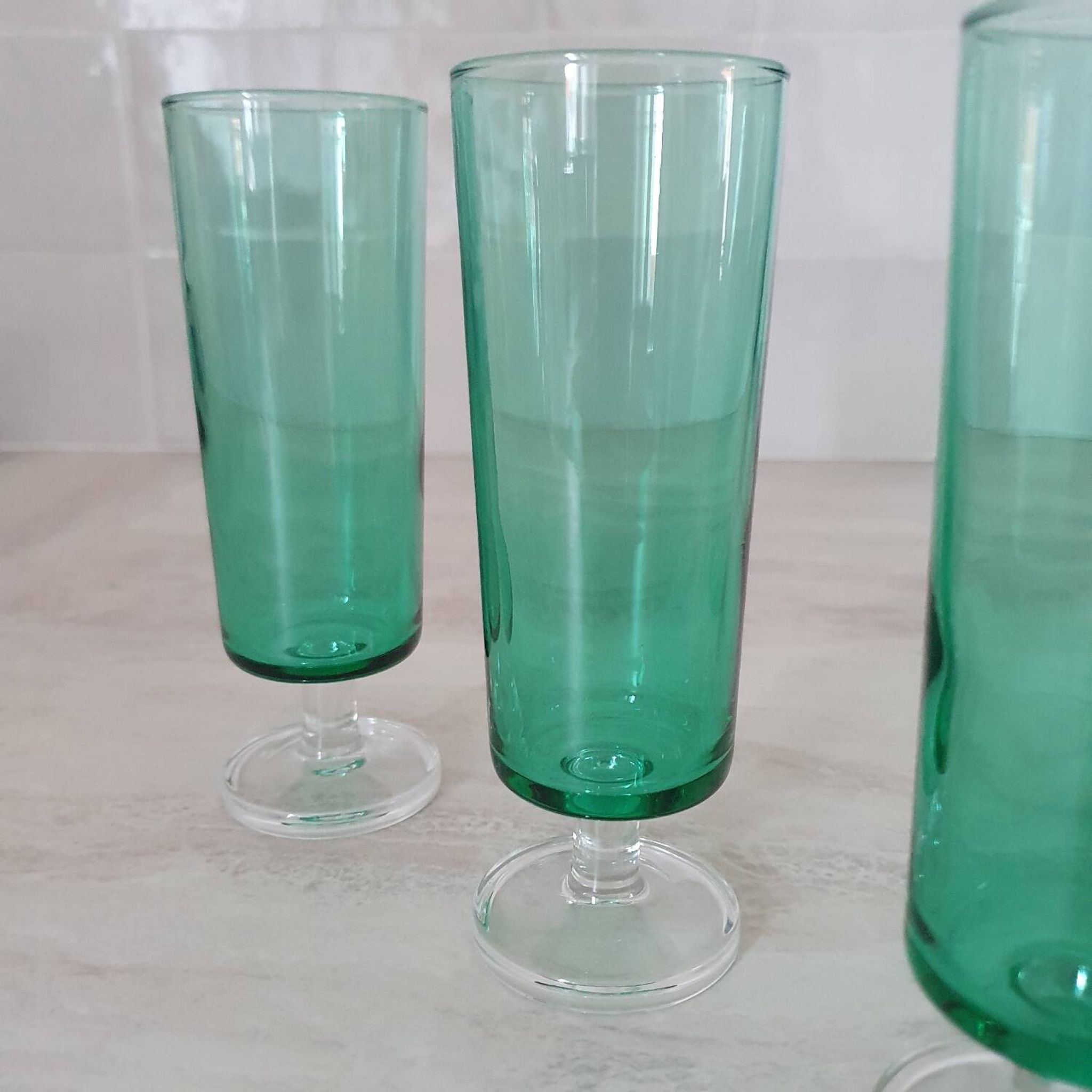 Lot de 4 flûtes vertes modèle Cavalier par Luminarc