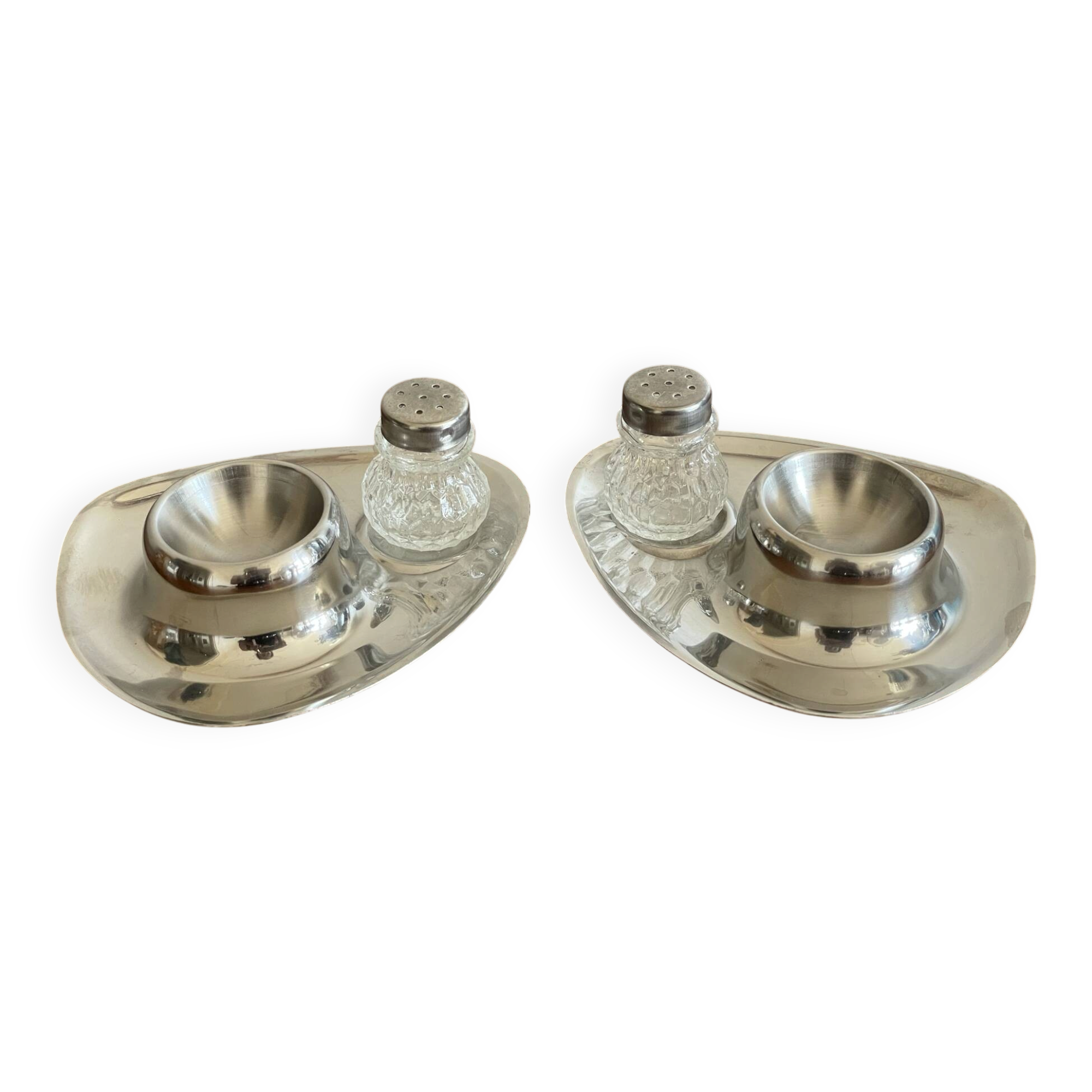 Set of egg cups, salt shaker and pepper shaker