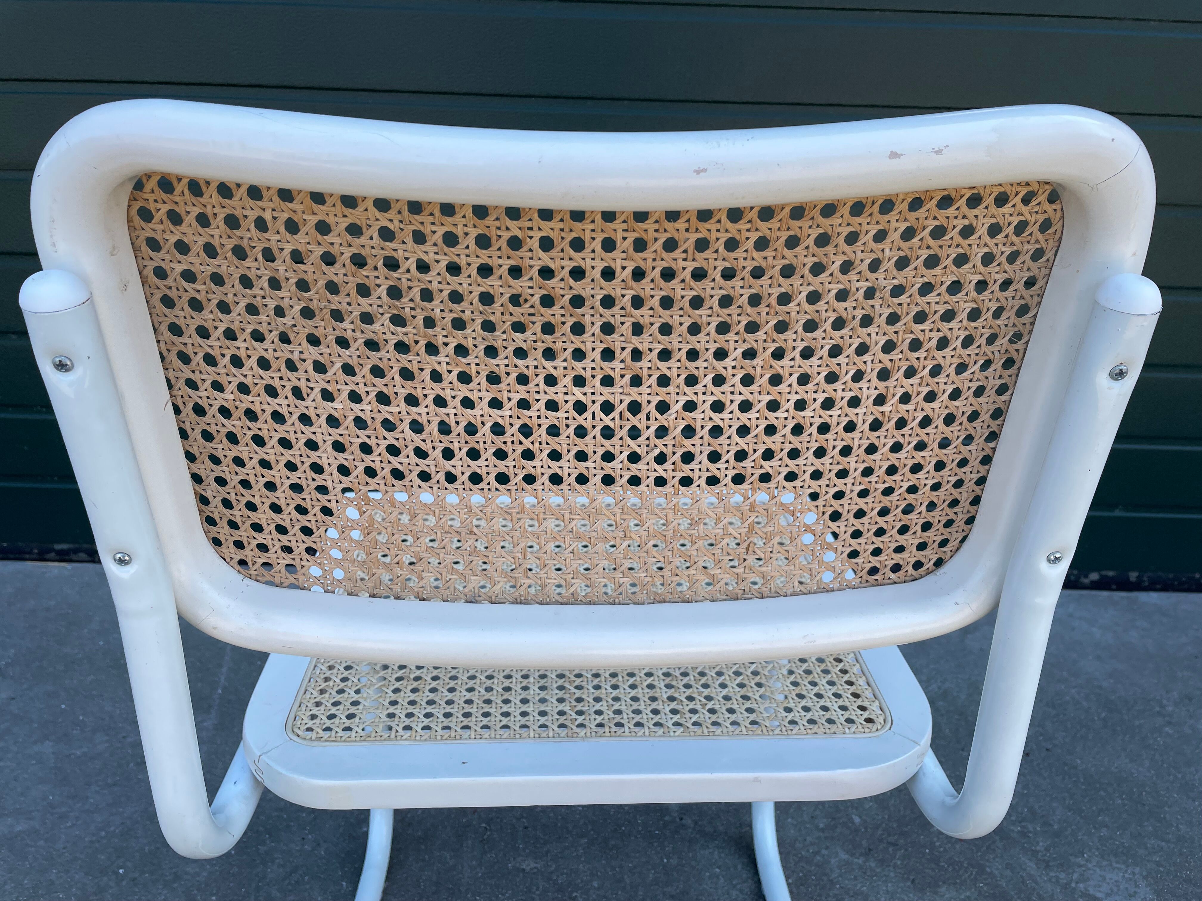 Cesca design chair b32 model in white