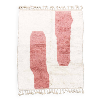 Beni Ouarain Moroccan Berber rug with pink patterns 2.02x1.60m