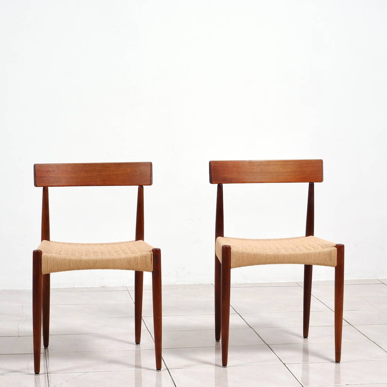 Set of 4 Teak Dining chairs by Arne Hovmand-Olsen for Mogens Kold