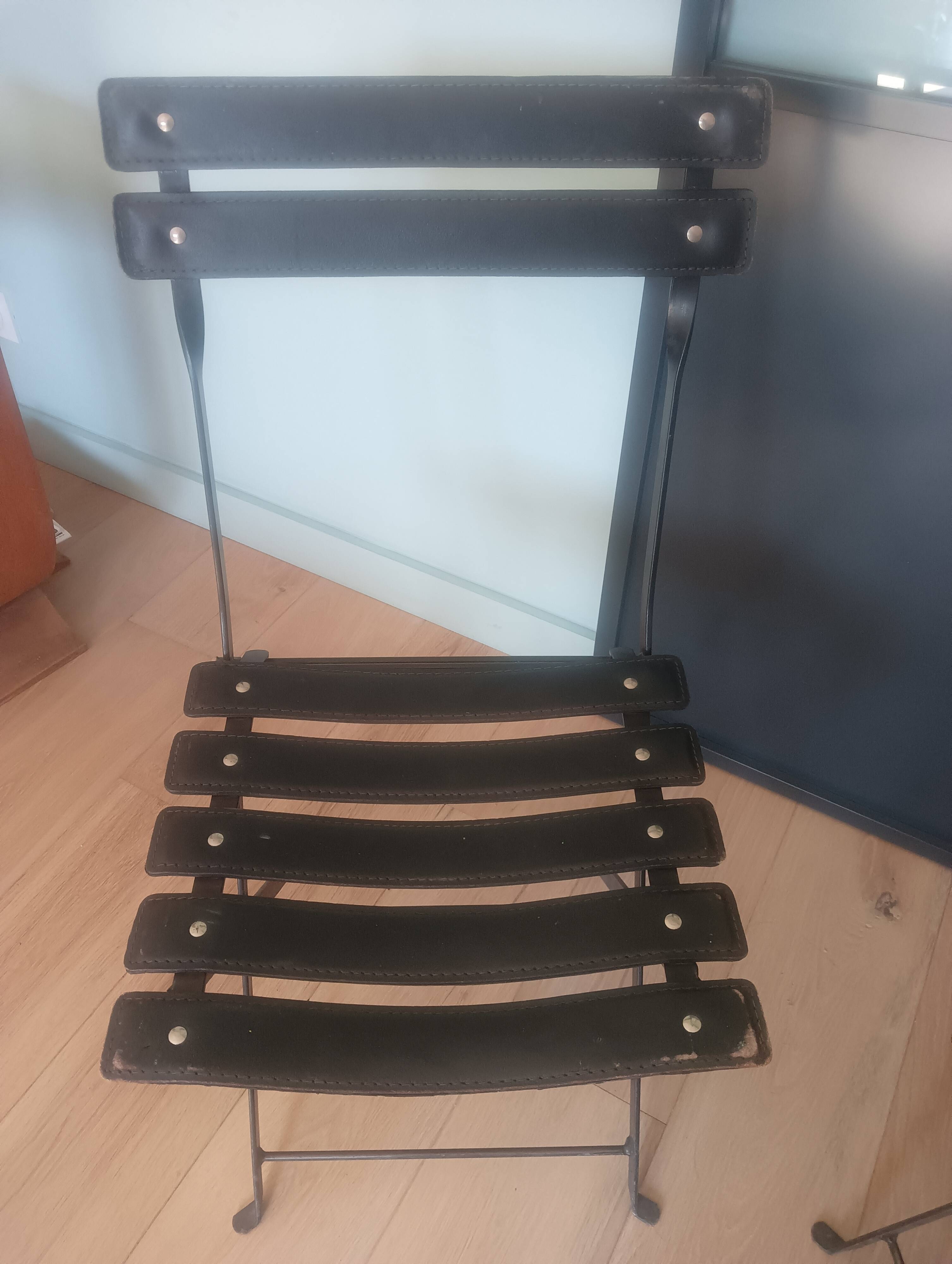 Chaise cuir noire pliante Flik