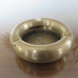 Cendrier rond en laiton années 60/70