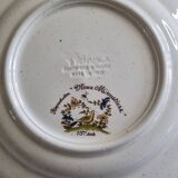 Vintage earthenware table service made in Italy, reproduction 18th century Moustier, 24 cm