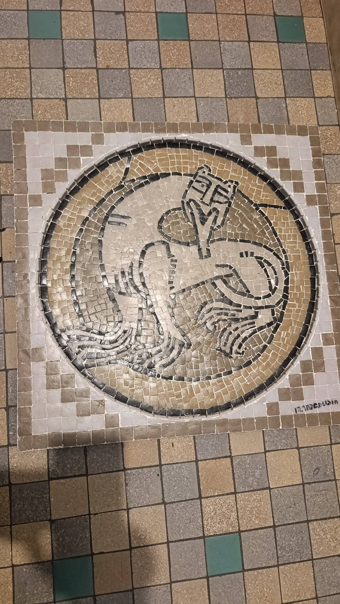 • Large marble art mosaic, Romanesque inspiration - 50 cm