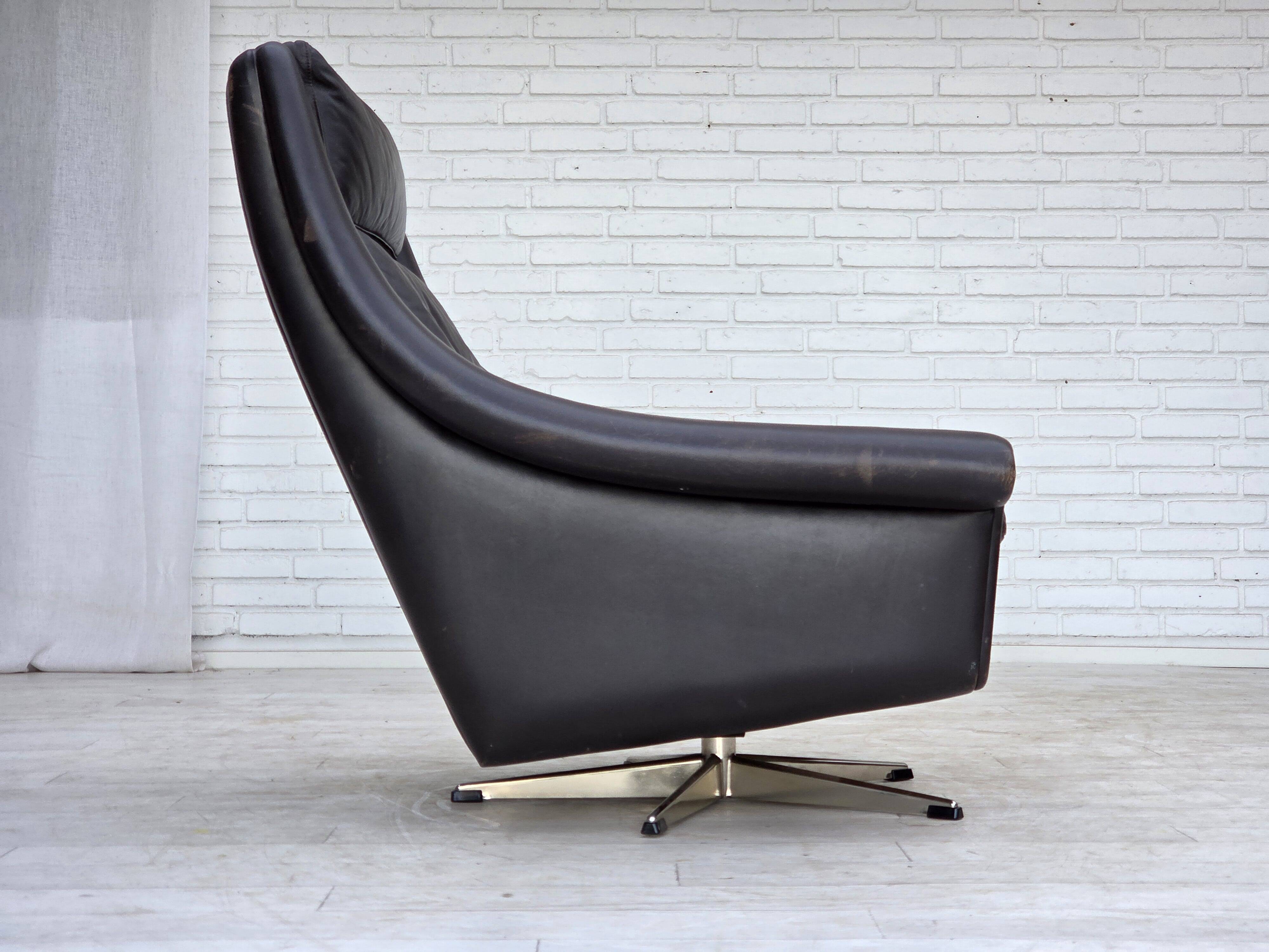 1960s, Danish highback swivel armchair by Aage Christensen, leather.