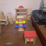 Lot de mobilier en bois maison de poupée