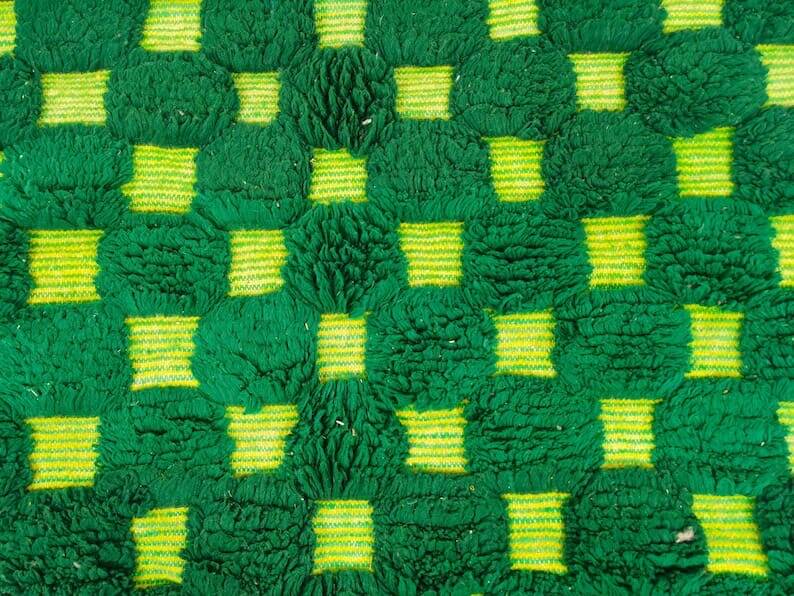 Beni Ourain Berber rug in pure wool, size 150 x 250 cm.