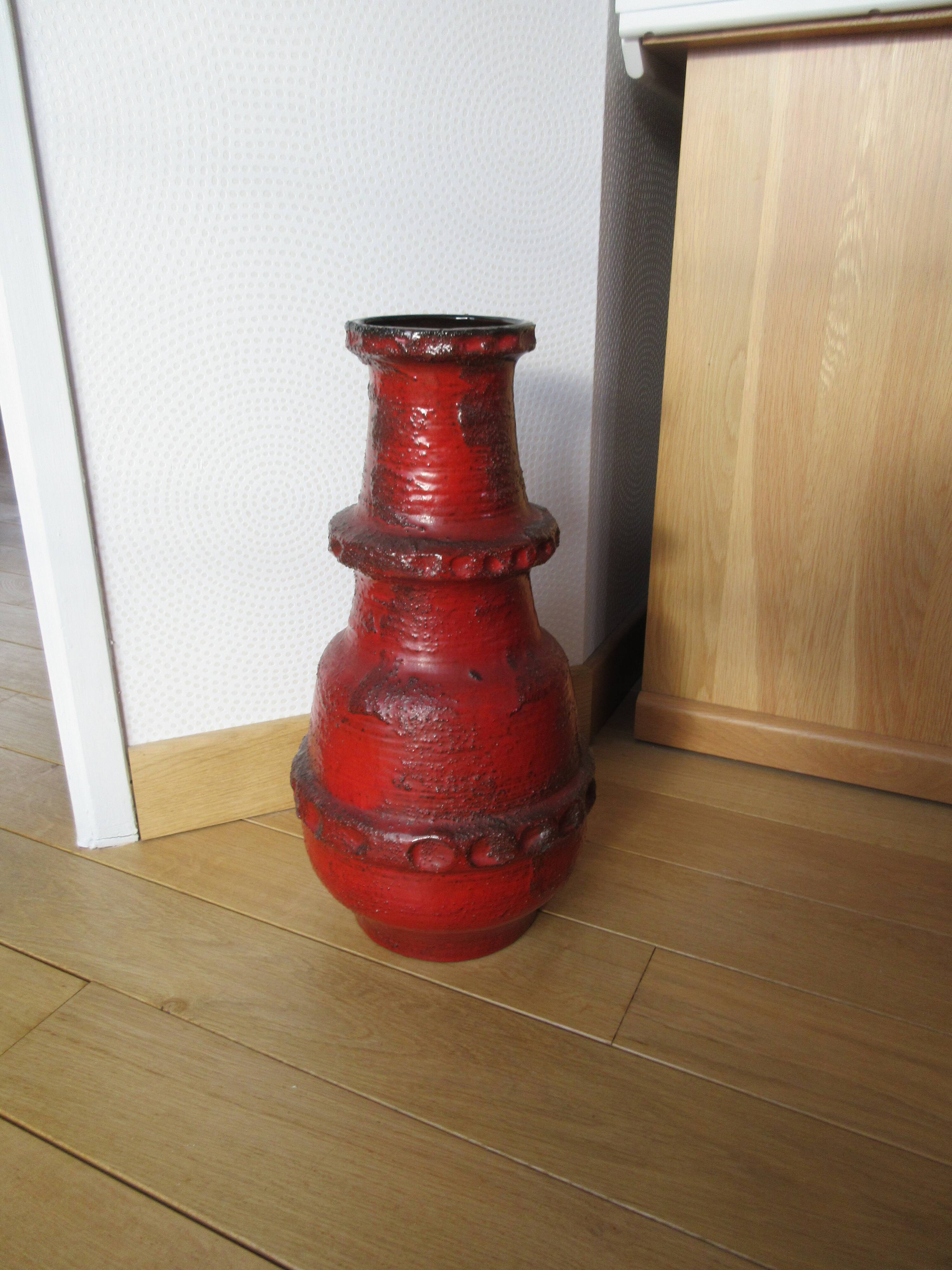 Red vase 50cm Carstens Tunnieshof