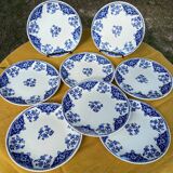 8 assiettes à dessert en faïence ancienne de Gien