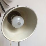 Articulated desk lamp