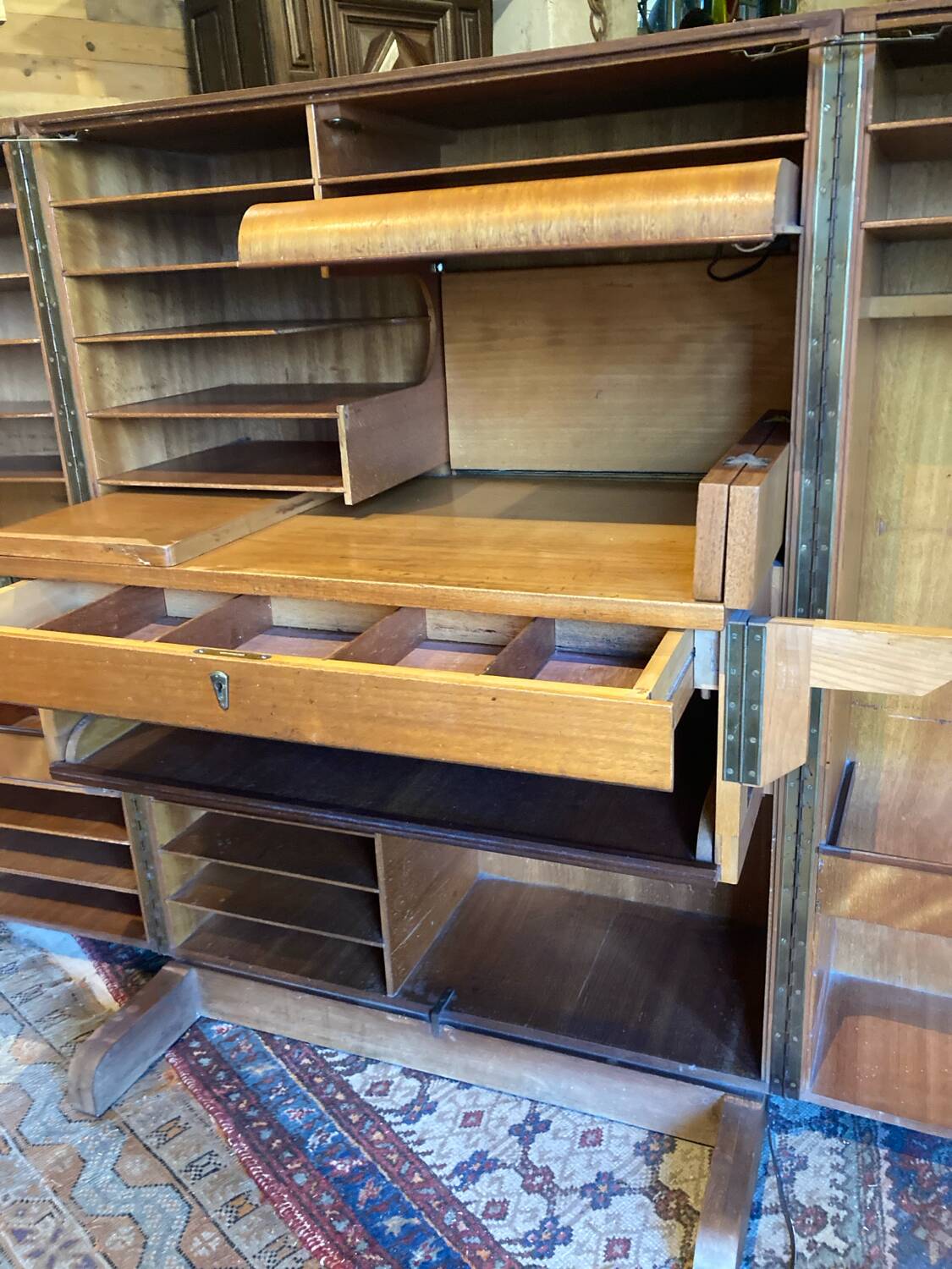 Bureau « magic box «