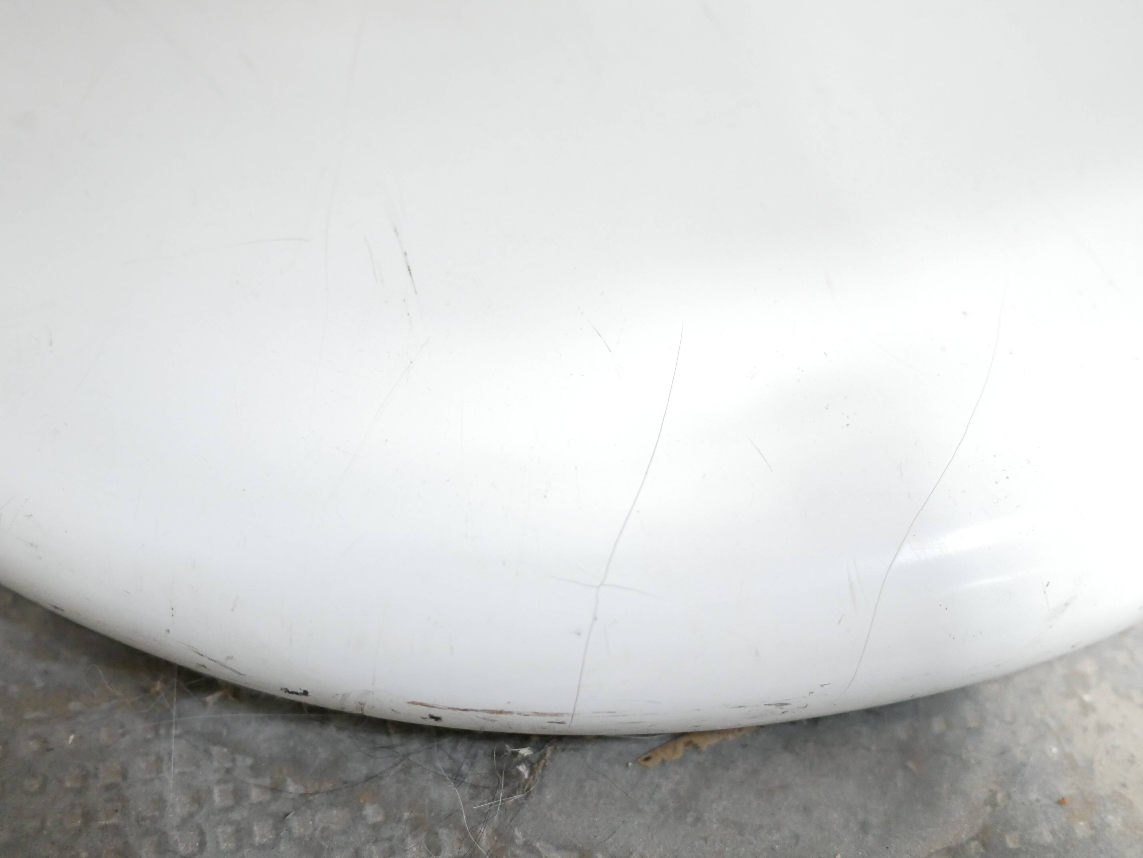 Vintage swivel tulip chair