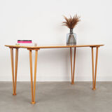 Ash table, design of the 70s