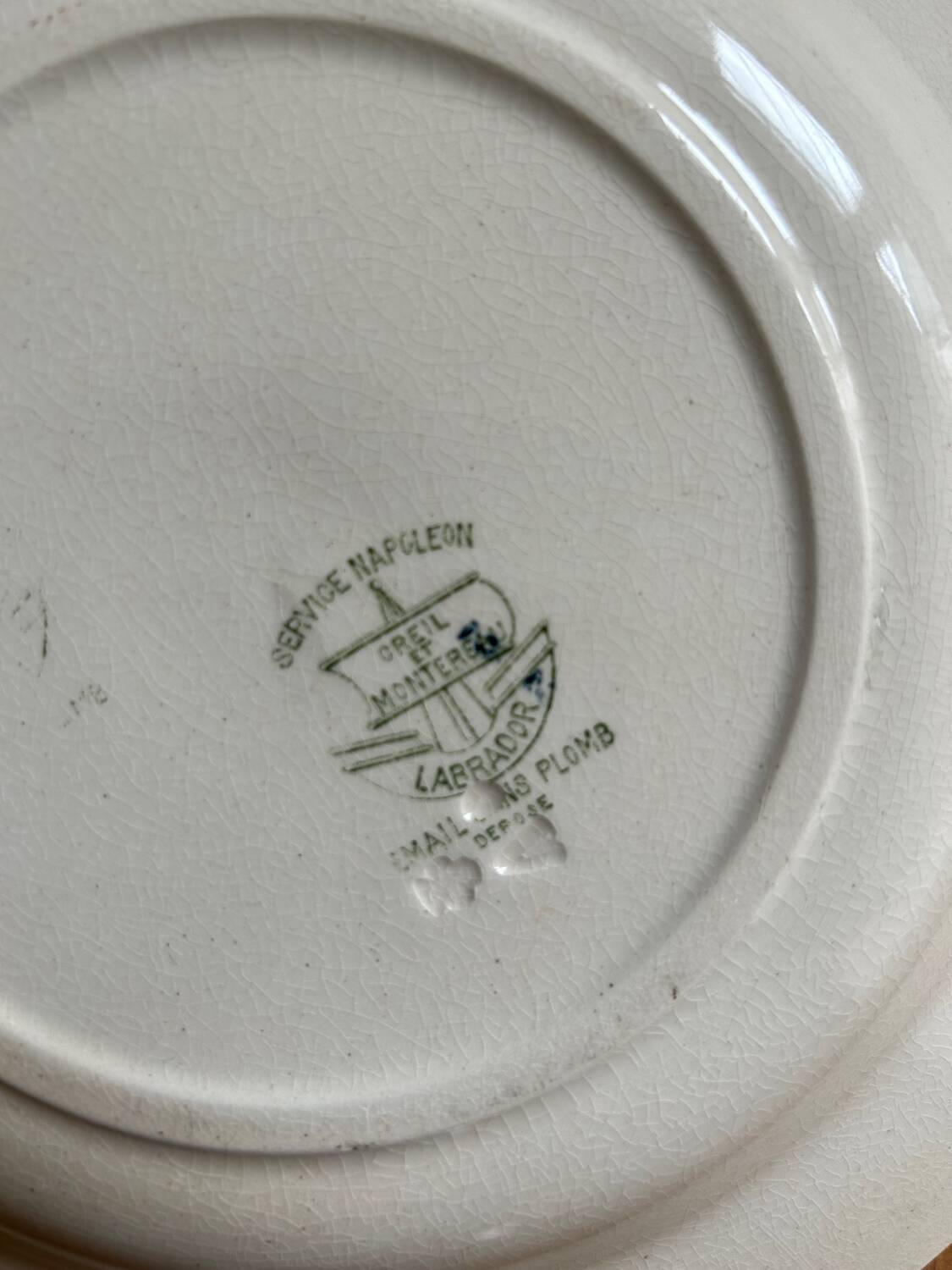 Set of 6 old soup plates