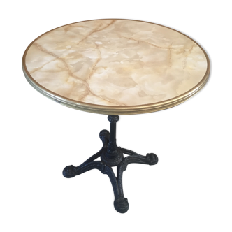 bistro table called "Parisian pedestal table"
