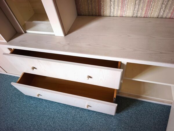 Bibliothèque Ligne Roset