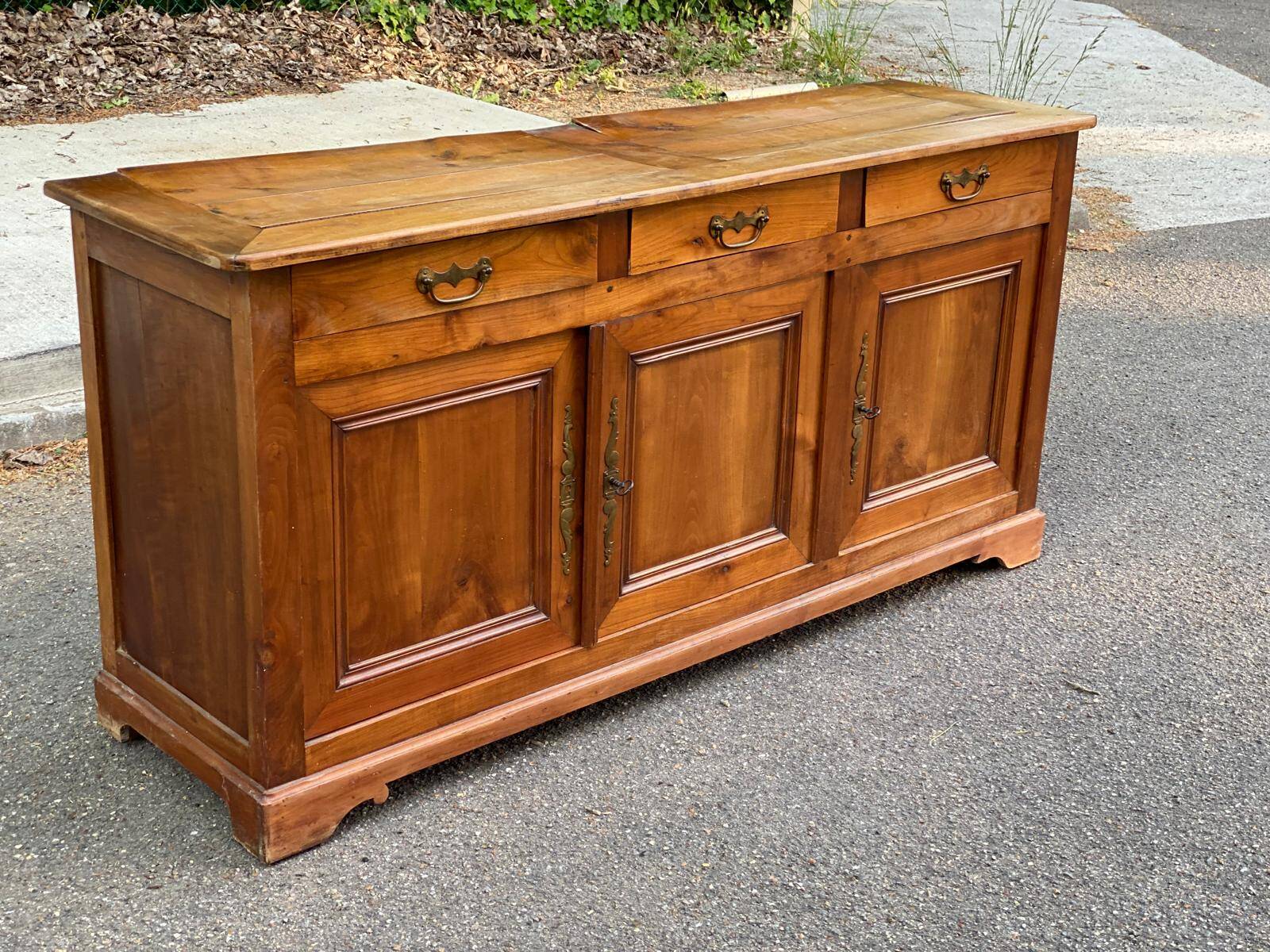 Louis Philippe sideboard in solid wood, 19th century