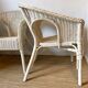 Paire de fauteuils en rotin blanc