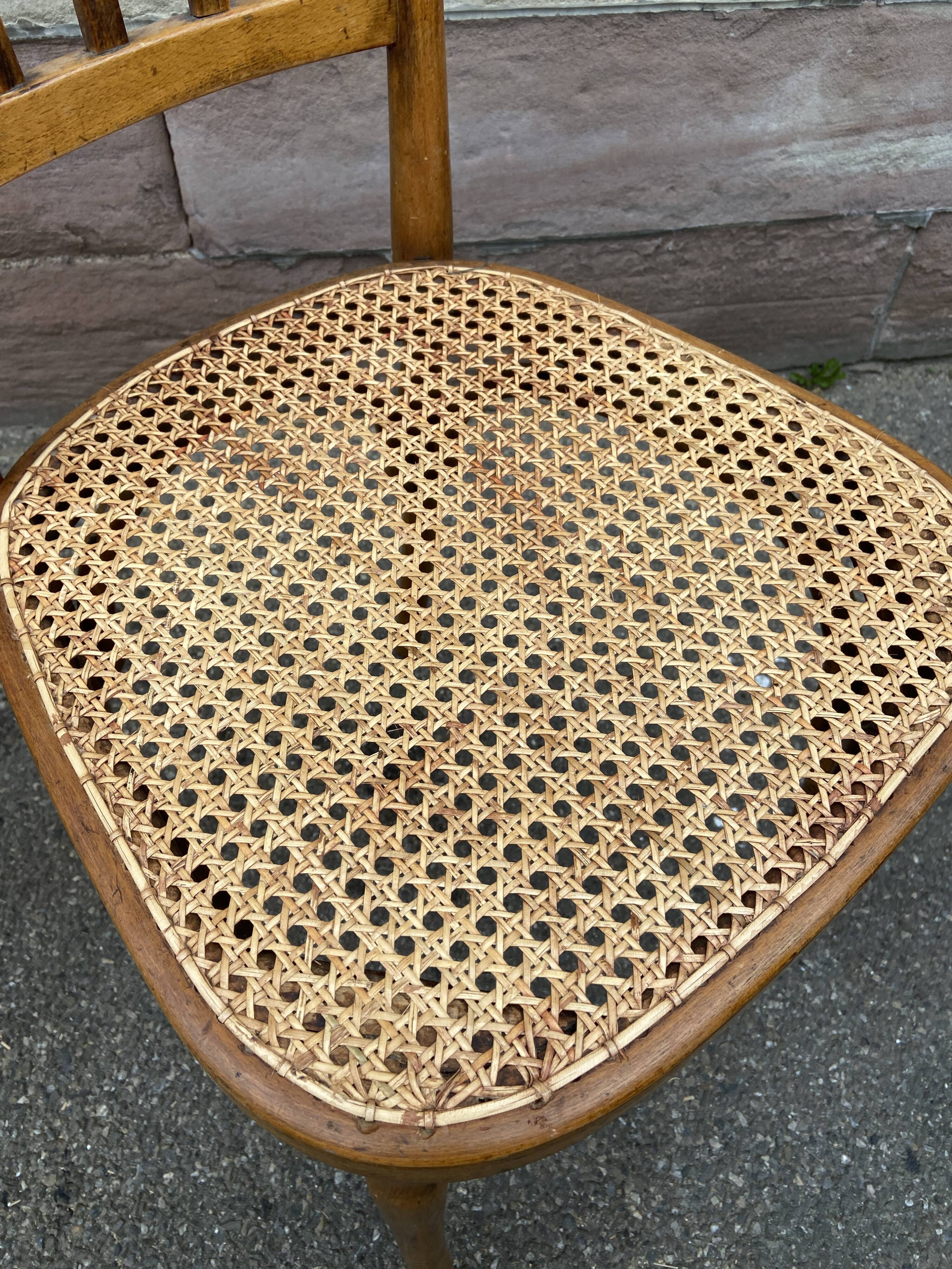 Viennese curved wooden chair 19th J J Kohn