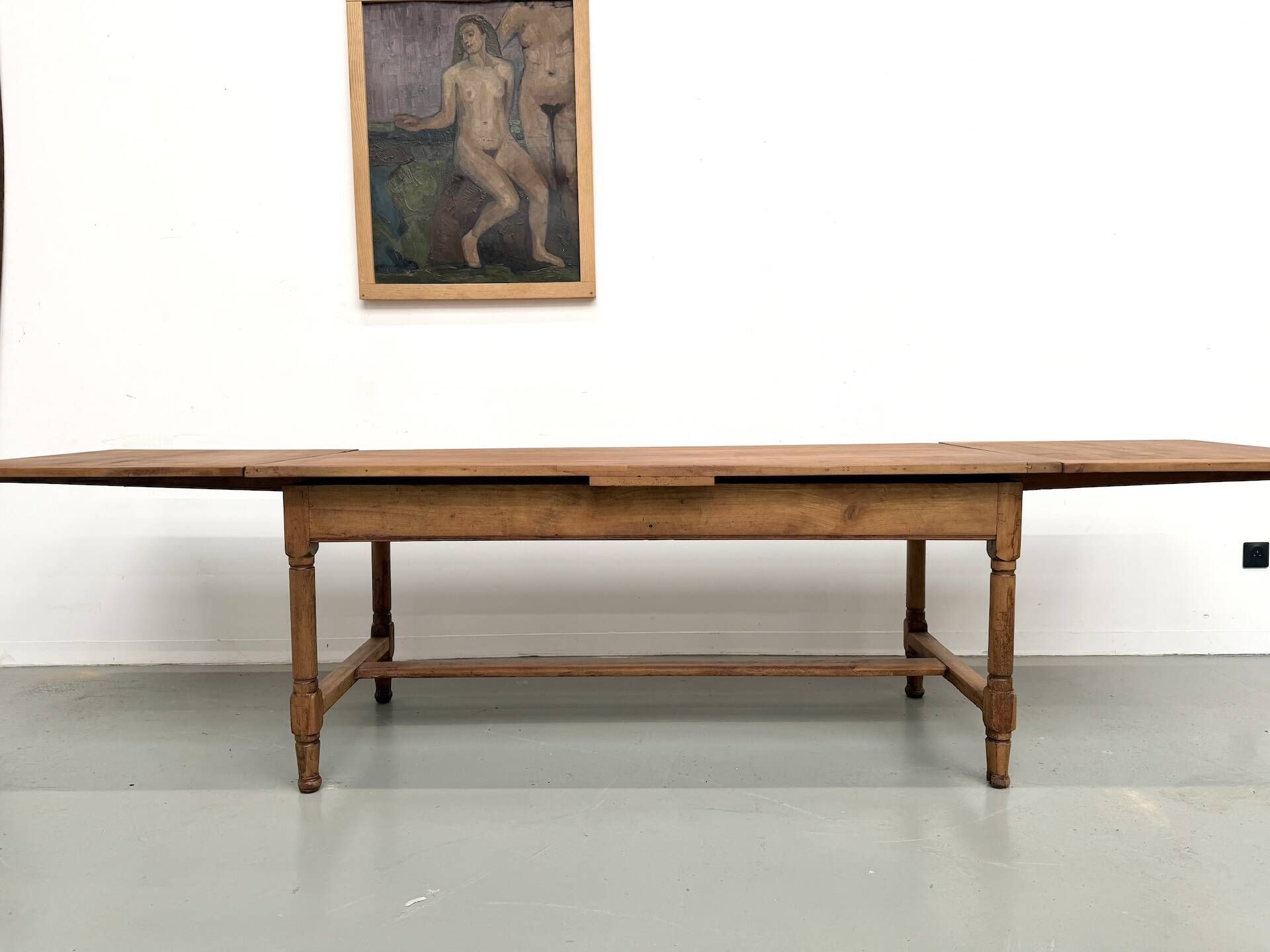 Large extendable farmhouse table in solid cherry wood - 1900s