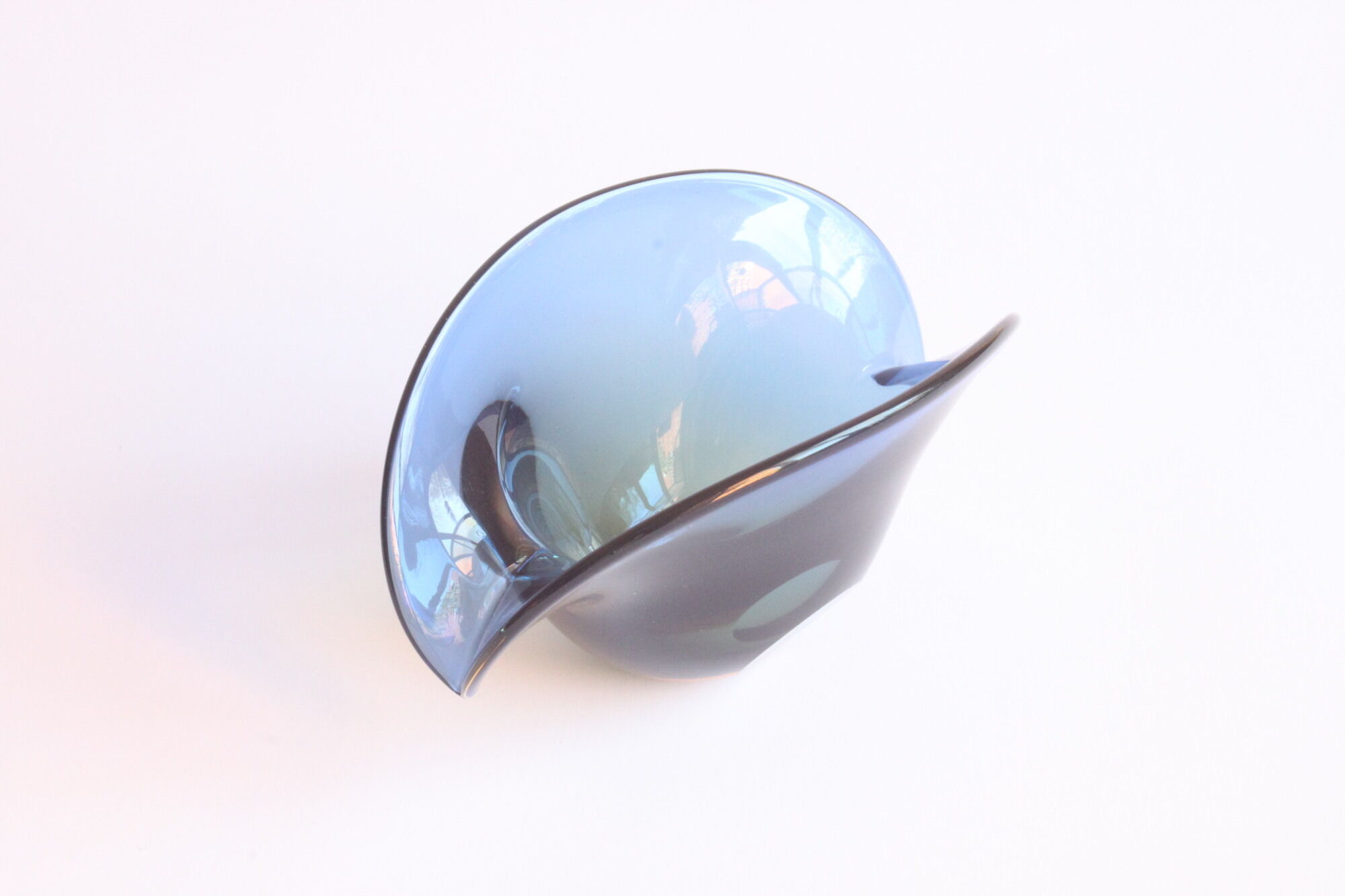 Seguso Dalla Venezia double base trinket bowl, Murano 1950s.