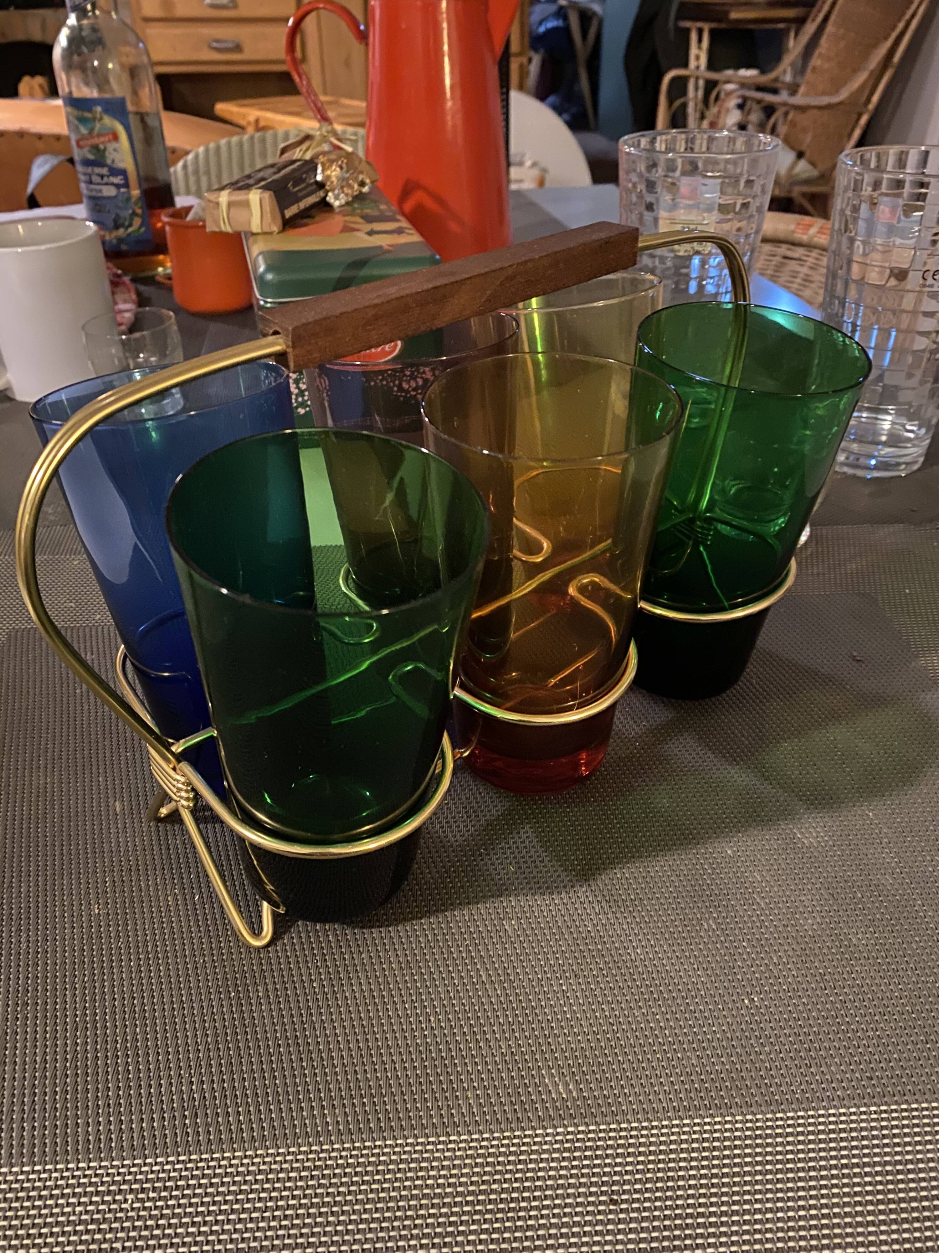 Orangeade colored glass service