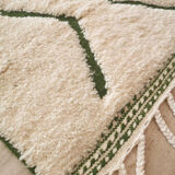 Magnificent Berber carpet Béni Ouarain green and white with diamonds and braided border