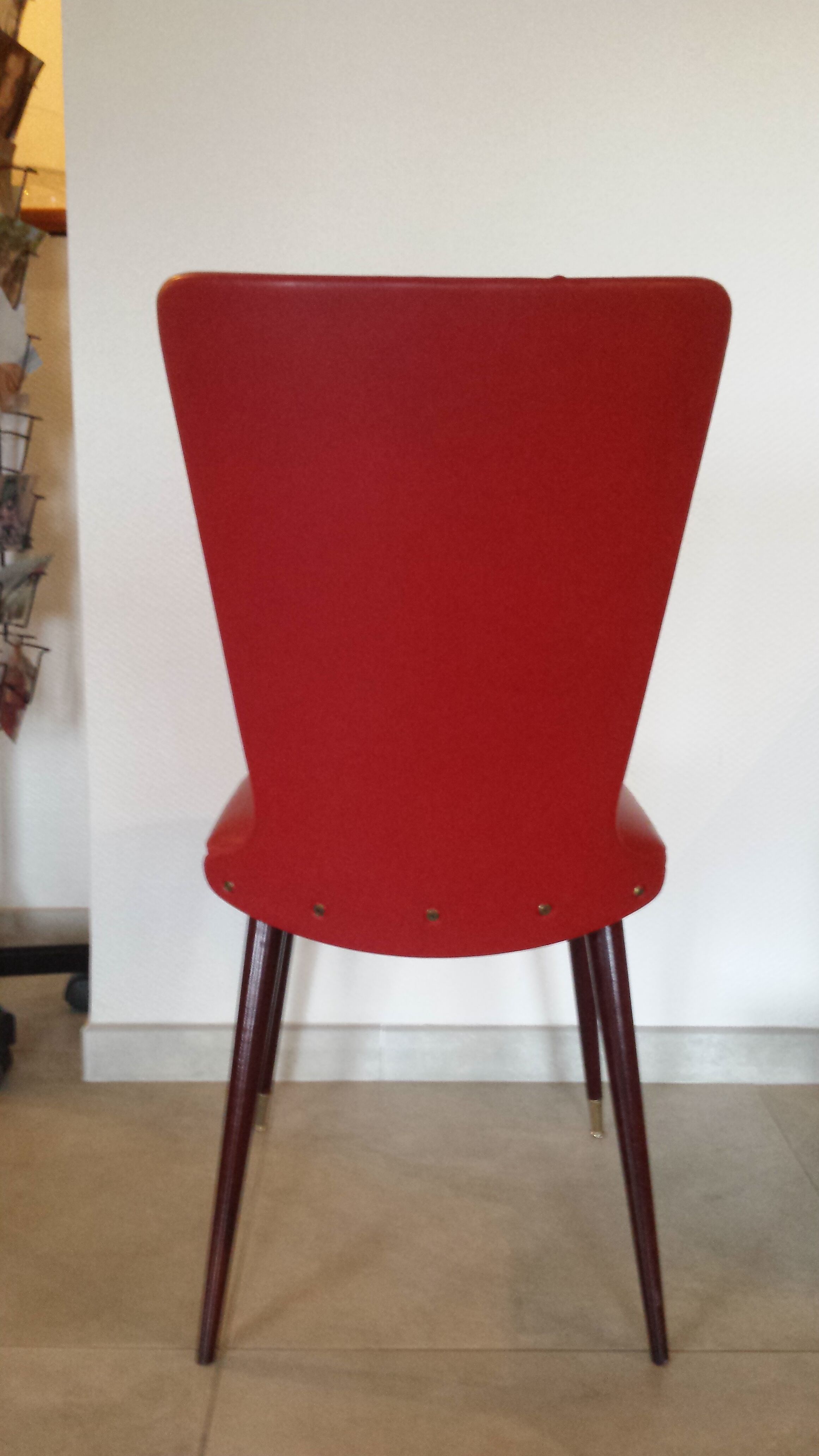 Red chair, spindle legs