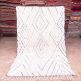 Carpet in relief 190x294cm