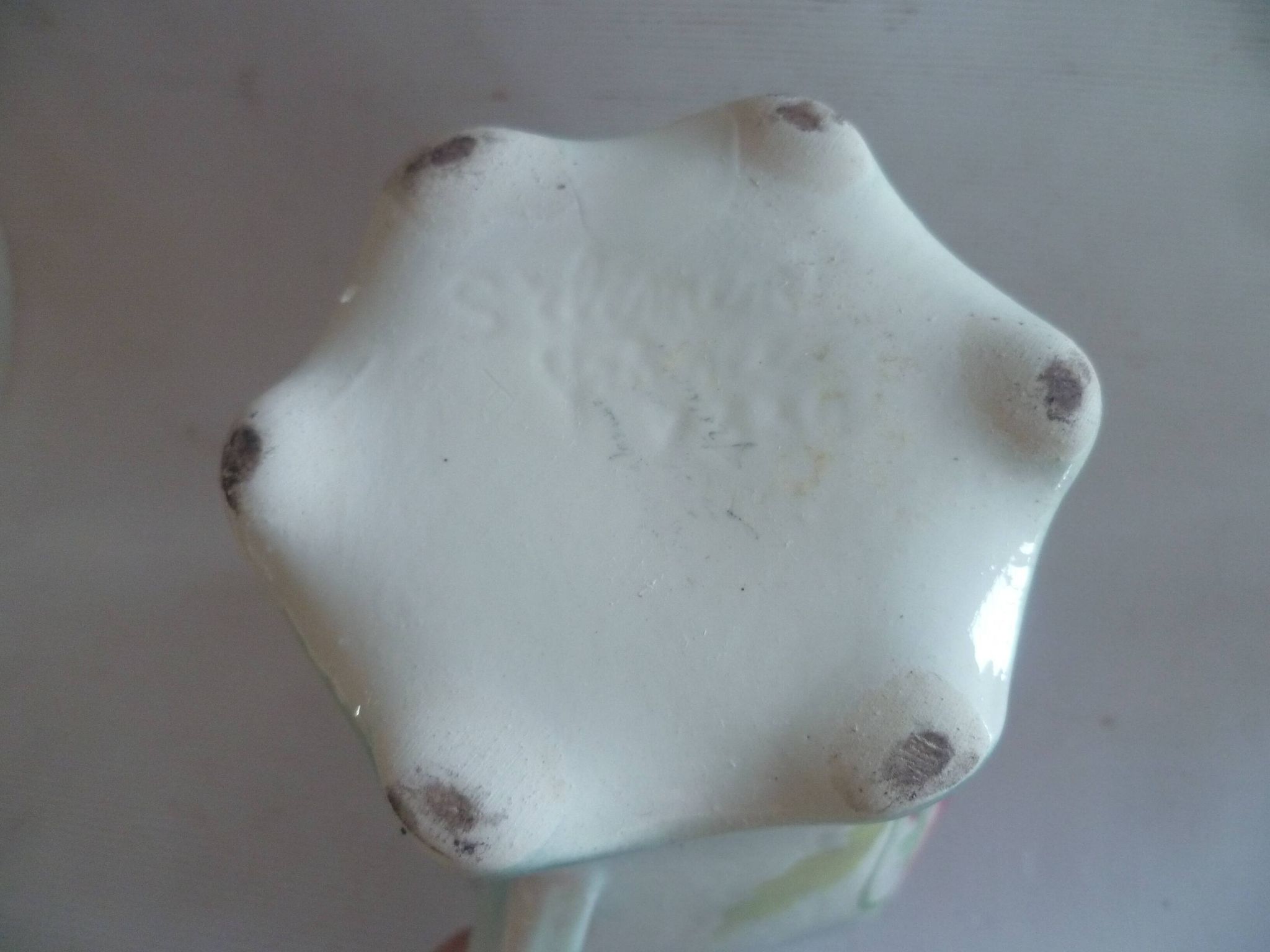 Pot/pitcher/cruet barbotine st clement antique floral decoration
