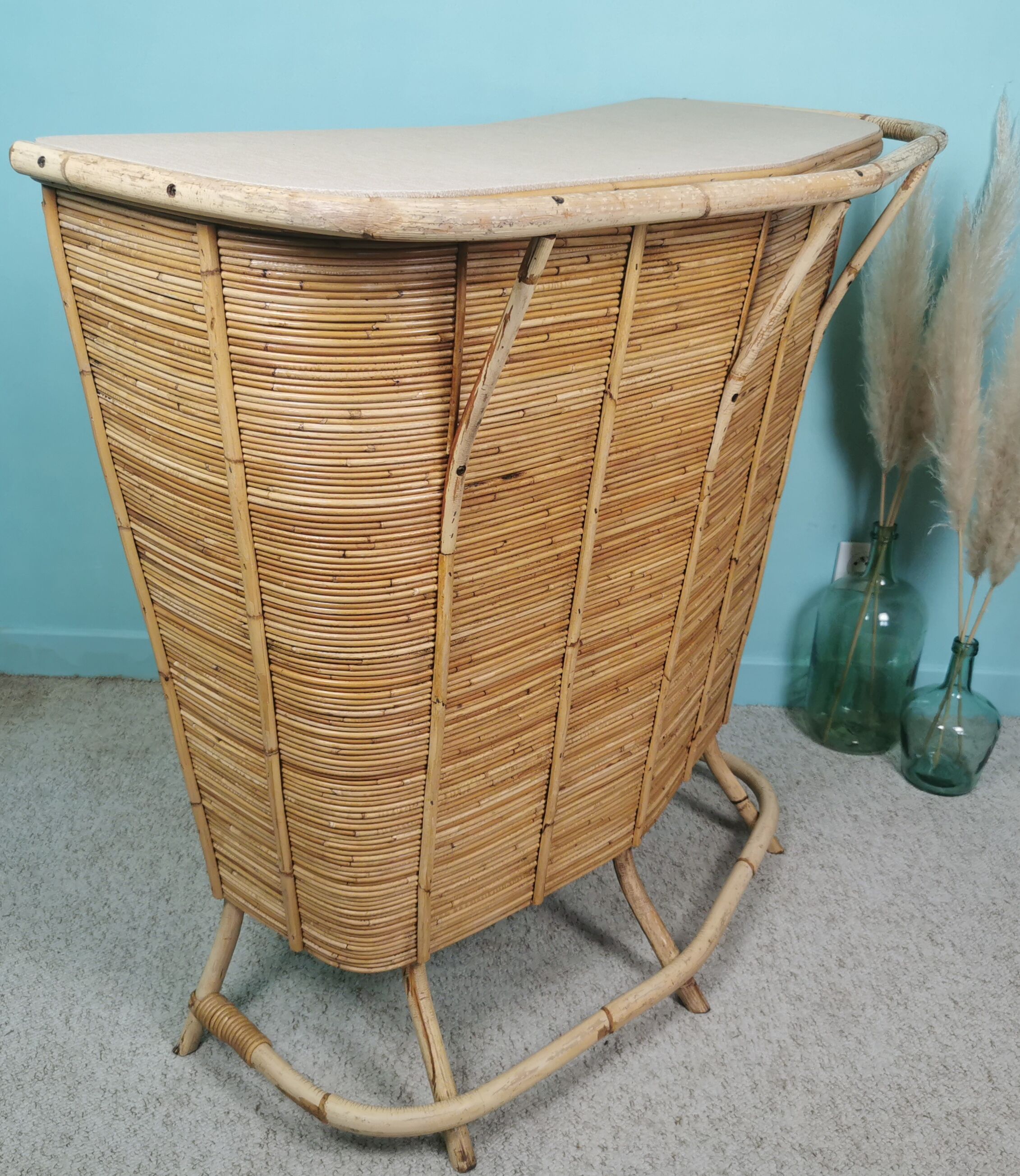 Rattan bar and stools
