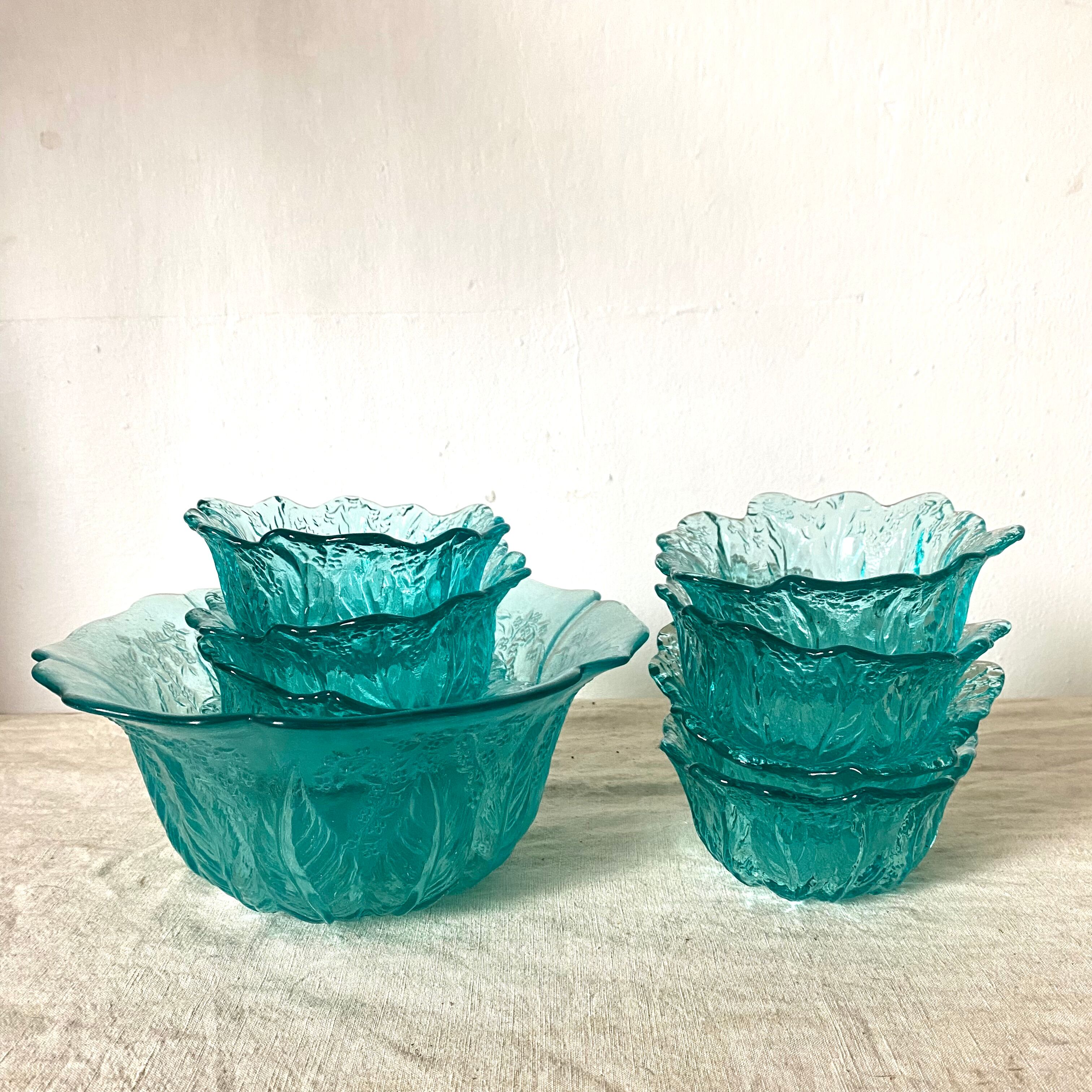 Vintage bowls and salad bowl italy