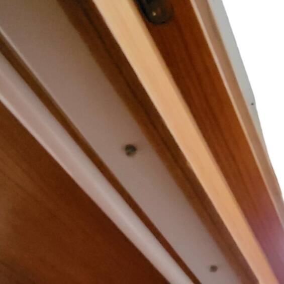 Etagère avec meuble-bar