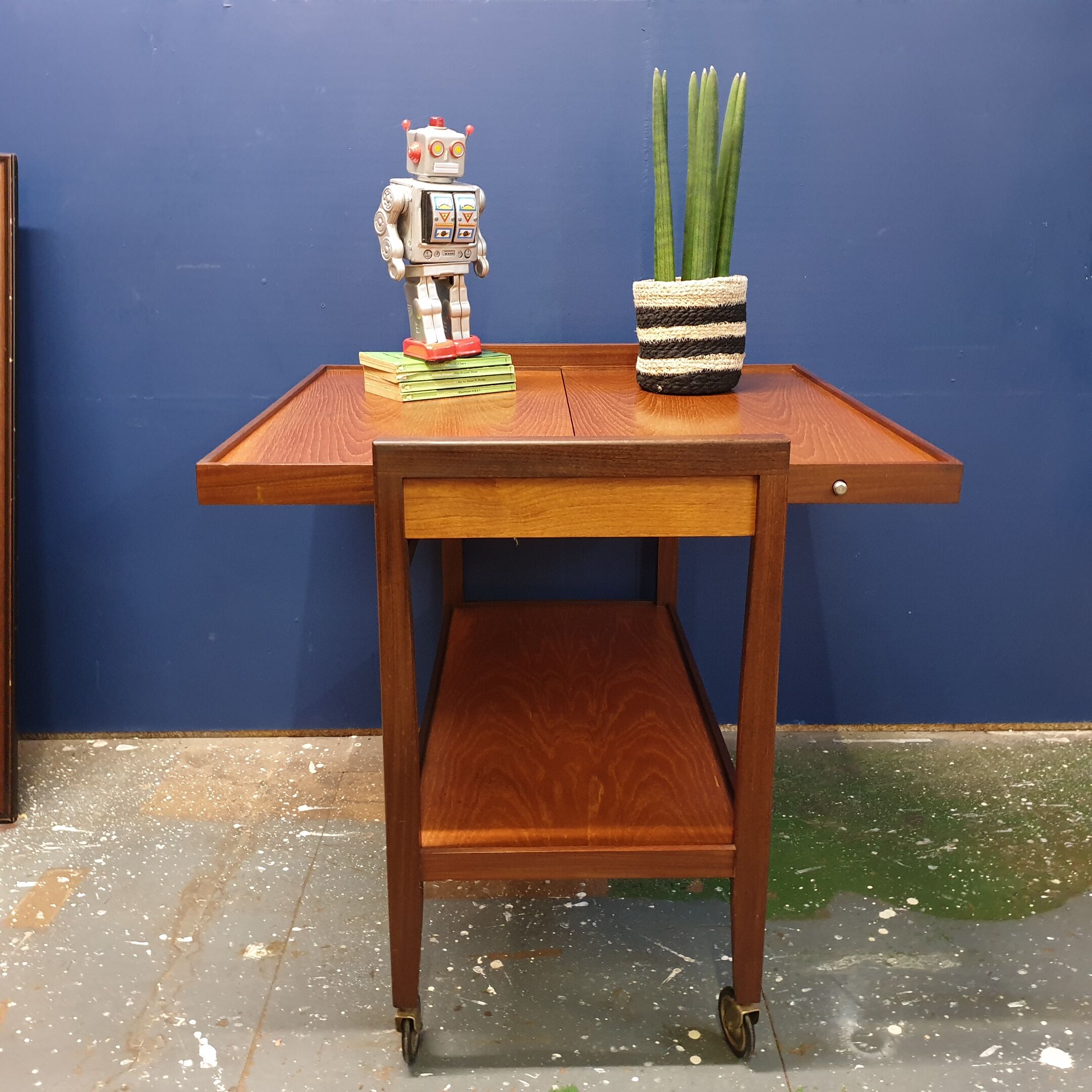1960's Extendable Teak Drinks Trolley