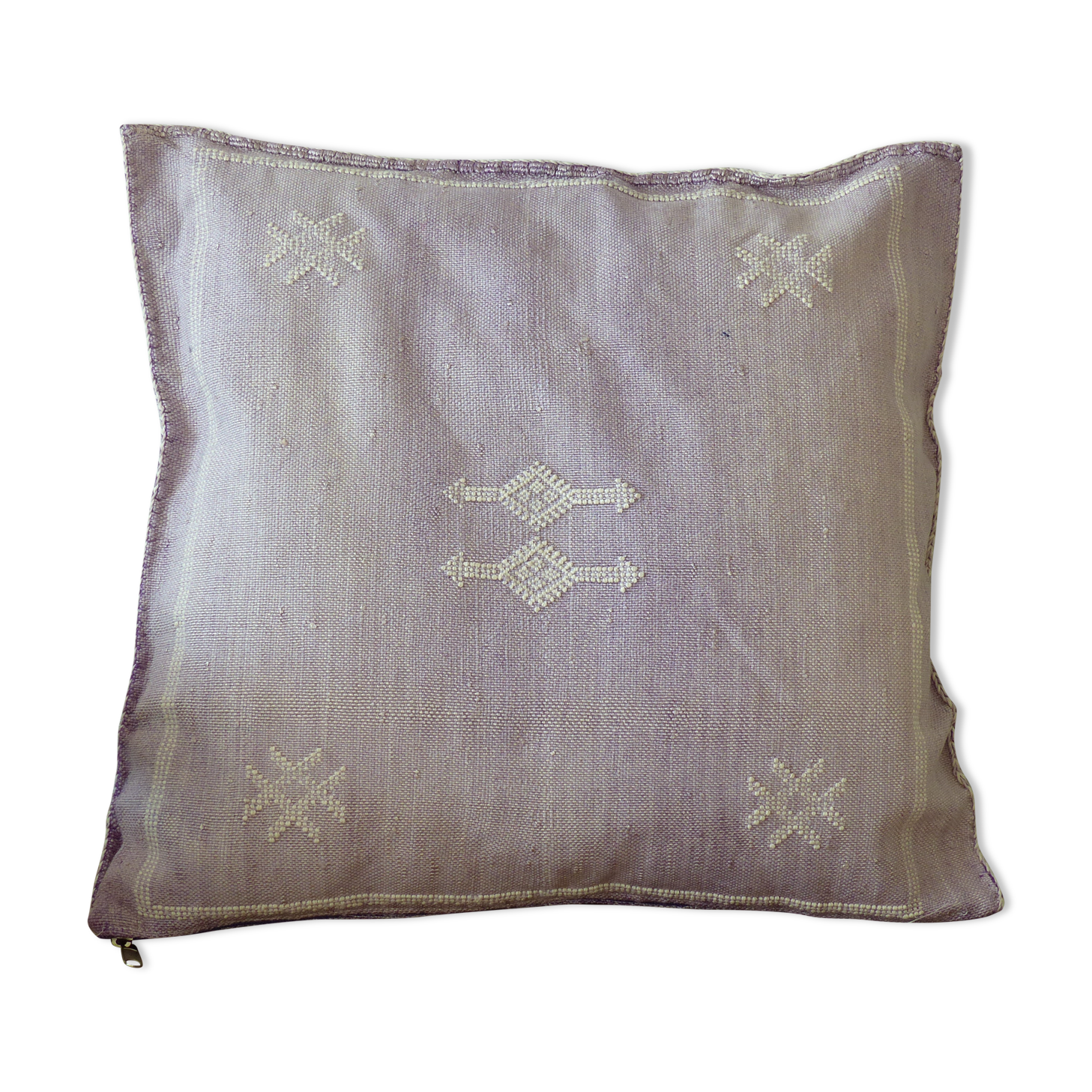 Vintage purple Berber cushion made of cactus silk